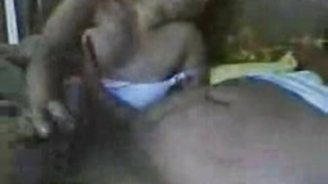 सेक्स सेक्सी फुल मूवी इंग्लिश के दौरान गांड हिलाना